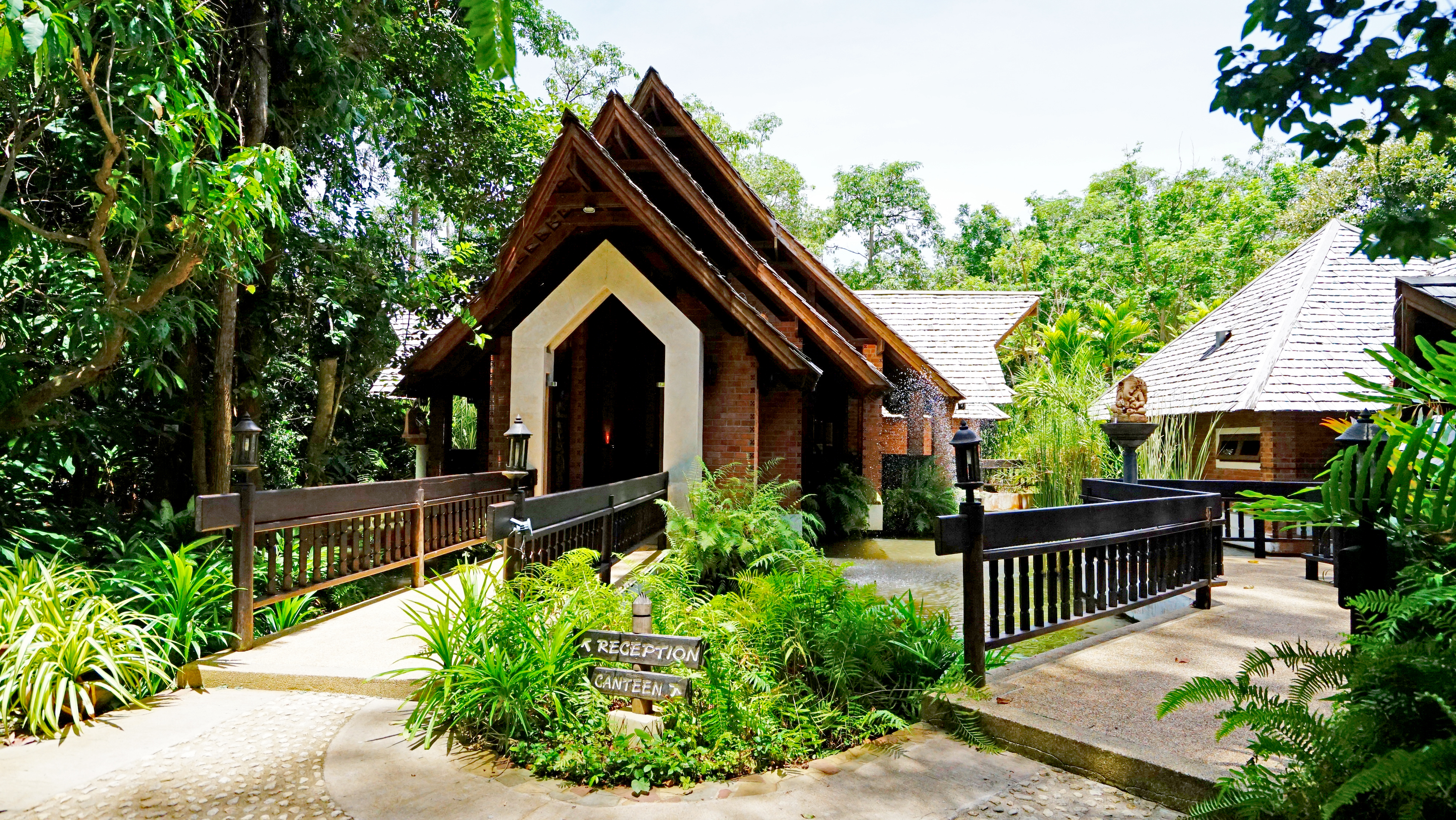 Wanatara Spa , main lobby at Sunset Park Resort and Spa