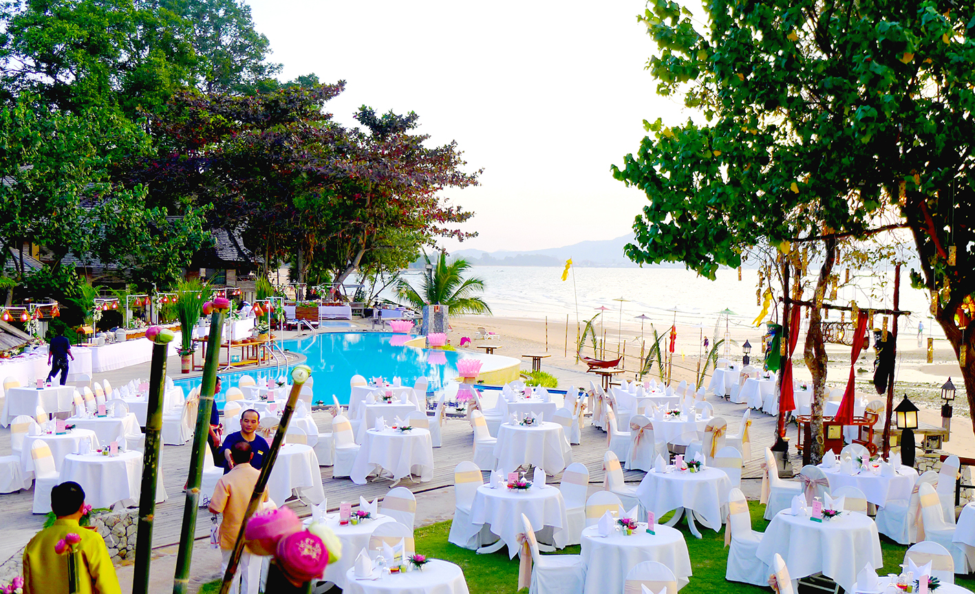 New Year Eve Gala Dinner at Sunset Park Resort and Spa